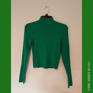 Divided | Cropped Turtleneck | Kelly Green | M